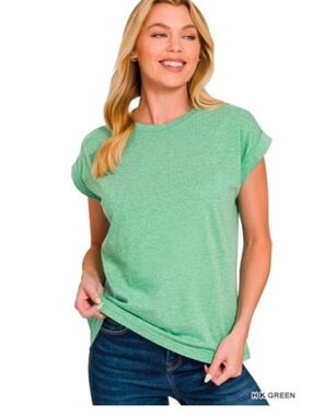 Zenana Outfitters Women's Heathered Green Short Sleeve Tee